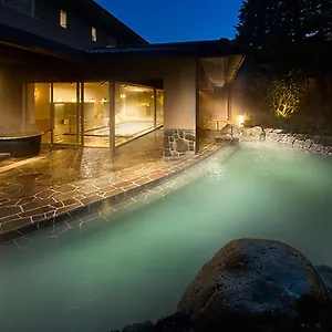***** Ryokan Hisui Japon