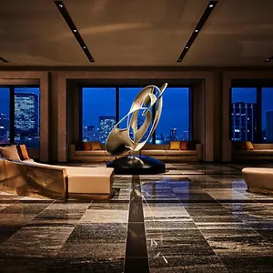 Hotel The Royal Park Iconic Midosuji, Osaka