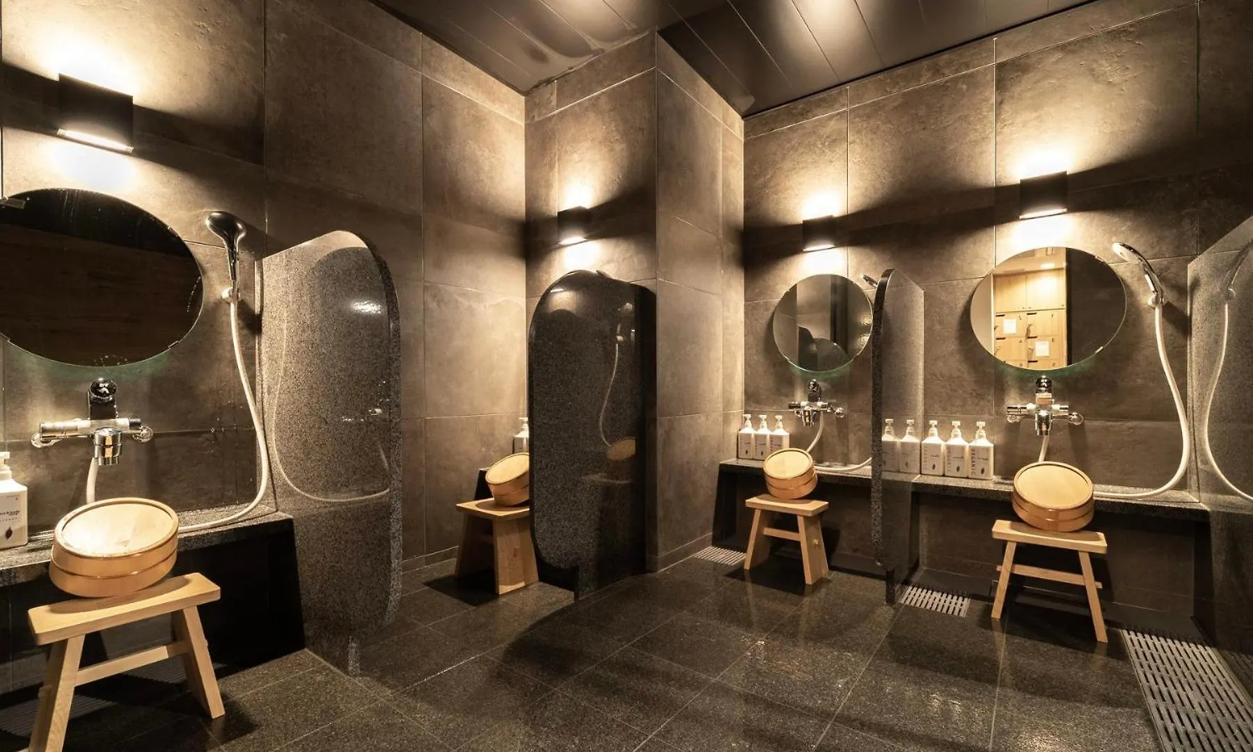 Super Hotel Premier Namba Shinsaibashi Natural Hot Spring Ósaka 3*,